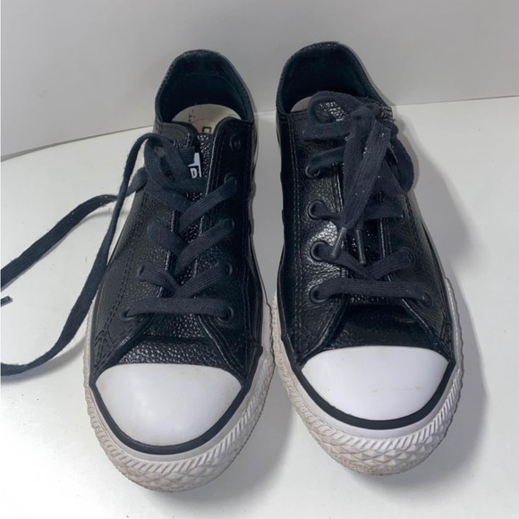 Sz 1 YOUTH CONVERSE SNEAKERS PEBBLE LEATHER BLACK COLOR - Picture 4 of 6